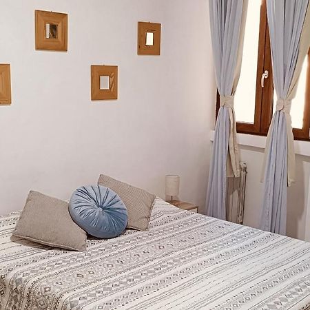 Dolce Lago Тревиняно Романо Екстериор снимка